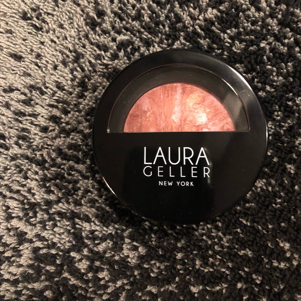 Laura Geller